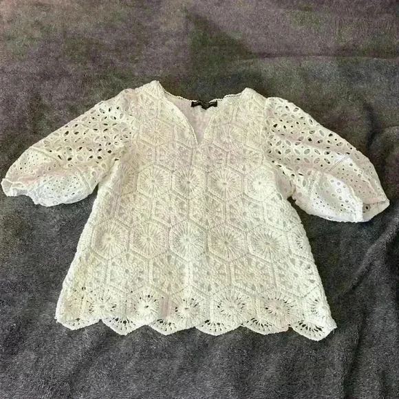 Central Park west NYC White Blouse size Small - Picture 1 of 4